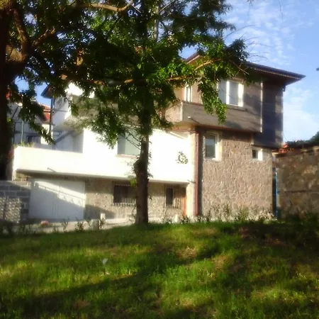 Windmill House ホームステイ *